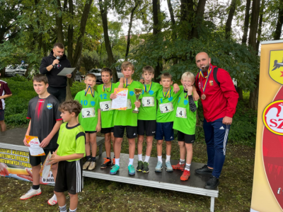 Finały wojewódzkie w sztafetowych biegach przełajowych - Trójka na podium!